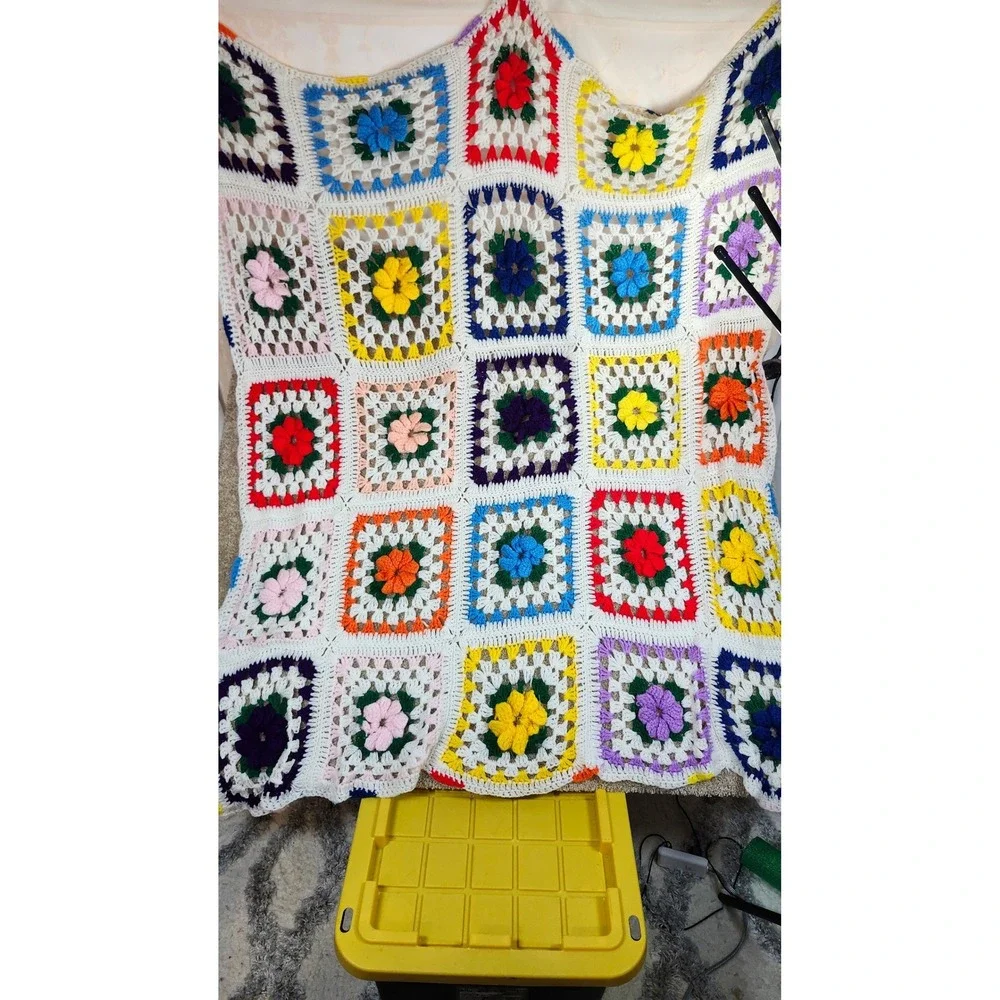 Handmade Afghan Blanket Multi-Color Floral Granny Square Cottagecore‎ 50x70